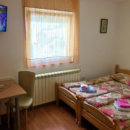 Omiljeni Apartments Ζλάτιμπορ Εξωτερικό φωτογραφία