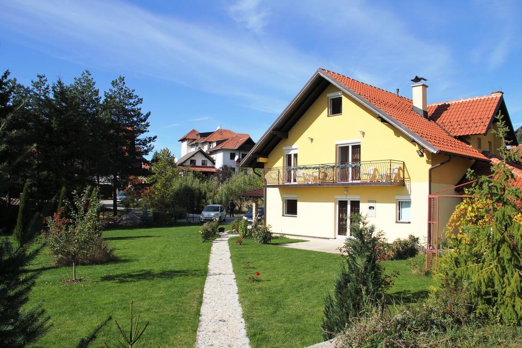 Omiljeni Apartments Ζλάτιμπορ Εξωτερικό φωτογραφία